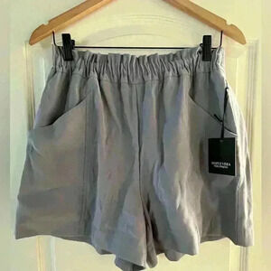 NWT Simply Vera Wang Rayon Light Gray Shorts Women’s Medium